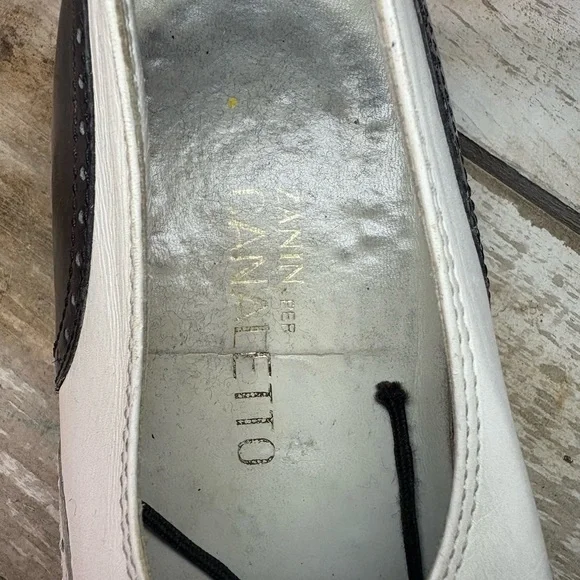 Classic Black and White Leather Oxfords - Picture 2 of 3